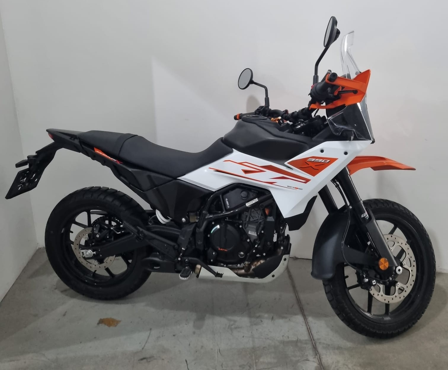 KTM 390 ADVENTURE X, white 2026